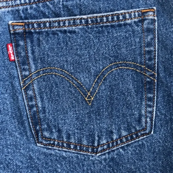 Levi’s Cut Off Distressed Denim Jean Shorts Sz 28‎ - Picture 5 of 7